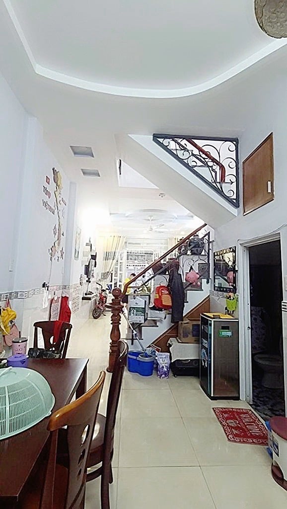 Bán nhà đường sô4 bình hưng hoà