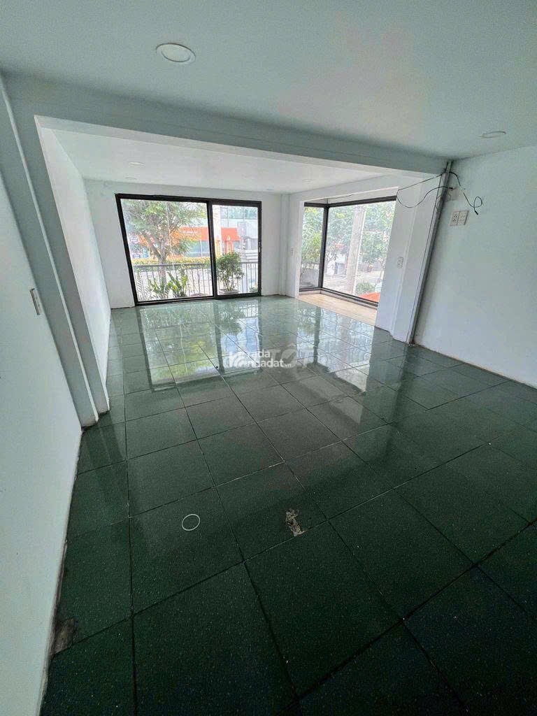 HOT: BÁN NHÀ 2 MẶT TIỀN ĐƯỜNG THÀNH THÁI , Q10