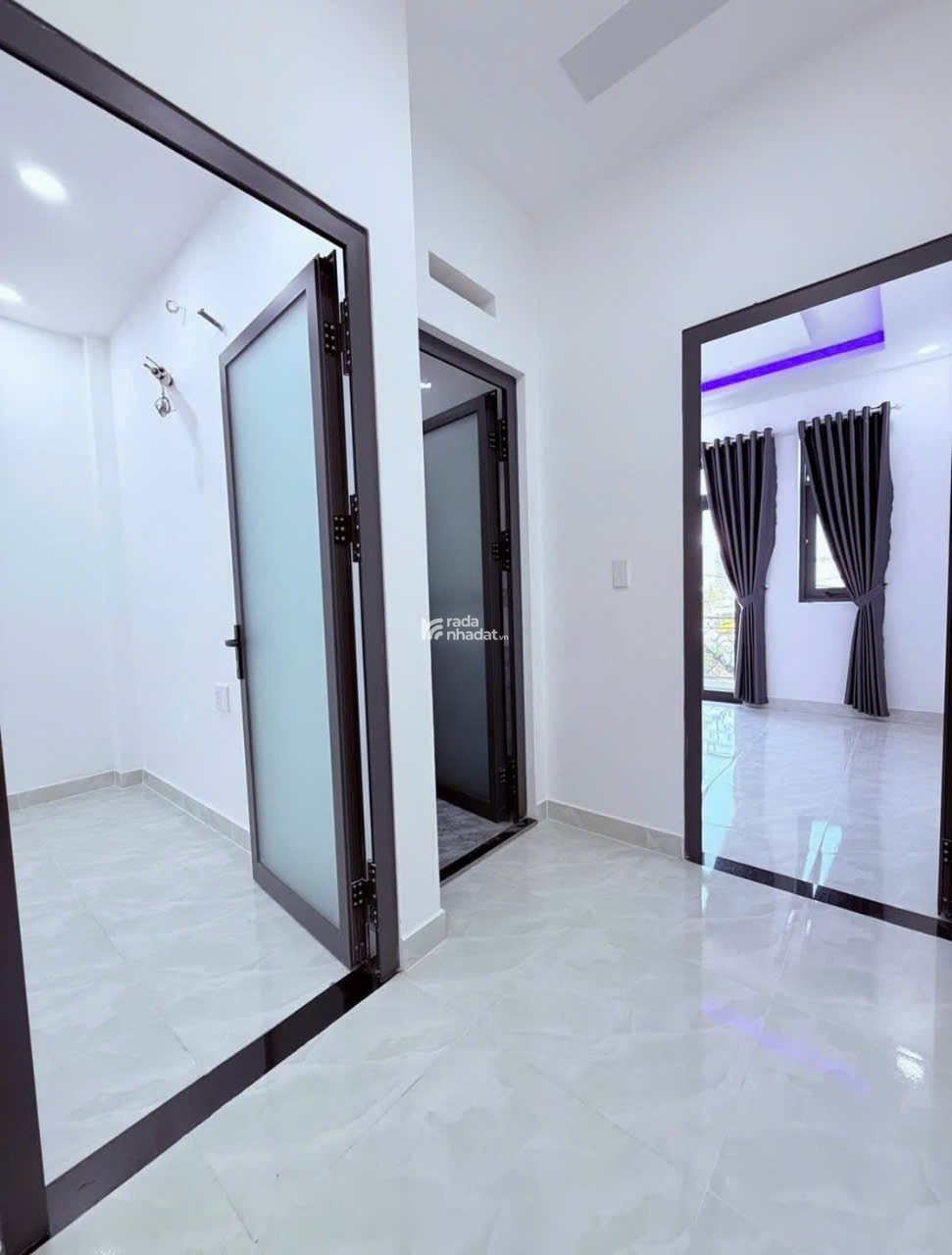 Nhà HXH Nguyễn Thái Bình Tân Bình. DT 58m2/ Giá 2 Tỷ 650. Sổ Hồng Riêng, Đường ô tô