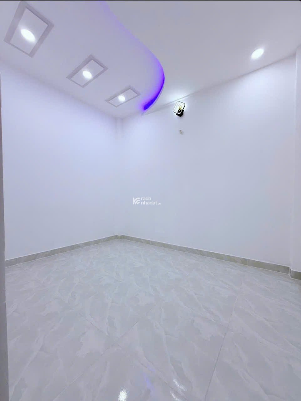 Nhà HXH Nguyễn Thái Bình Tân Bình. DT 58m2/ Giá 2 Tỷ 650. Sổ Hồng Riêng, Đường ô tô