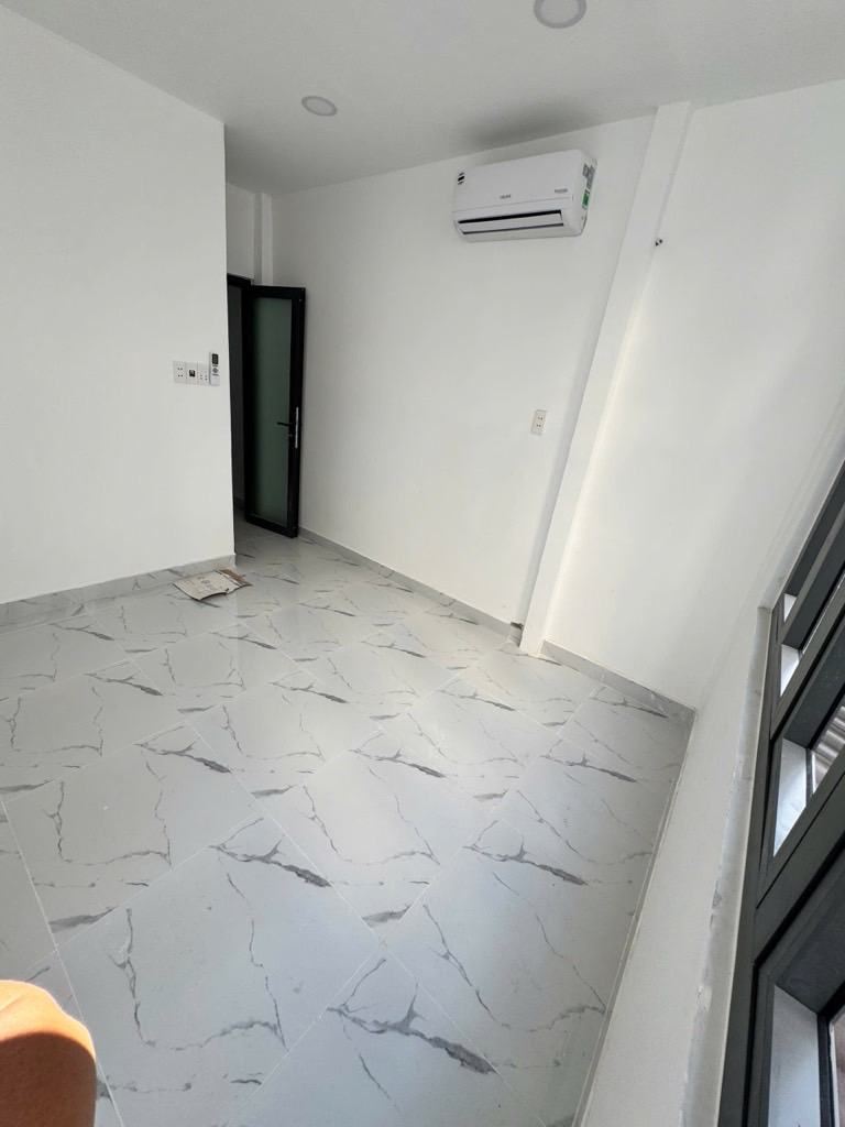 TRUNG TÂM QUẬN 5  - NHÀ MỚI 3 TẦNG 100% MUA Ở NGAY - VỊ TRÍ ĐẸP - HẺM Ô TÔ CÁCH NHÀ 5M - SỔ 2025 