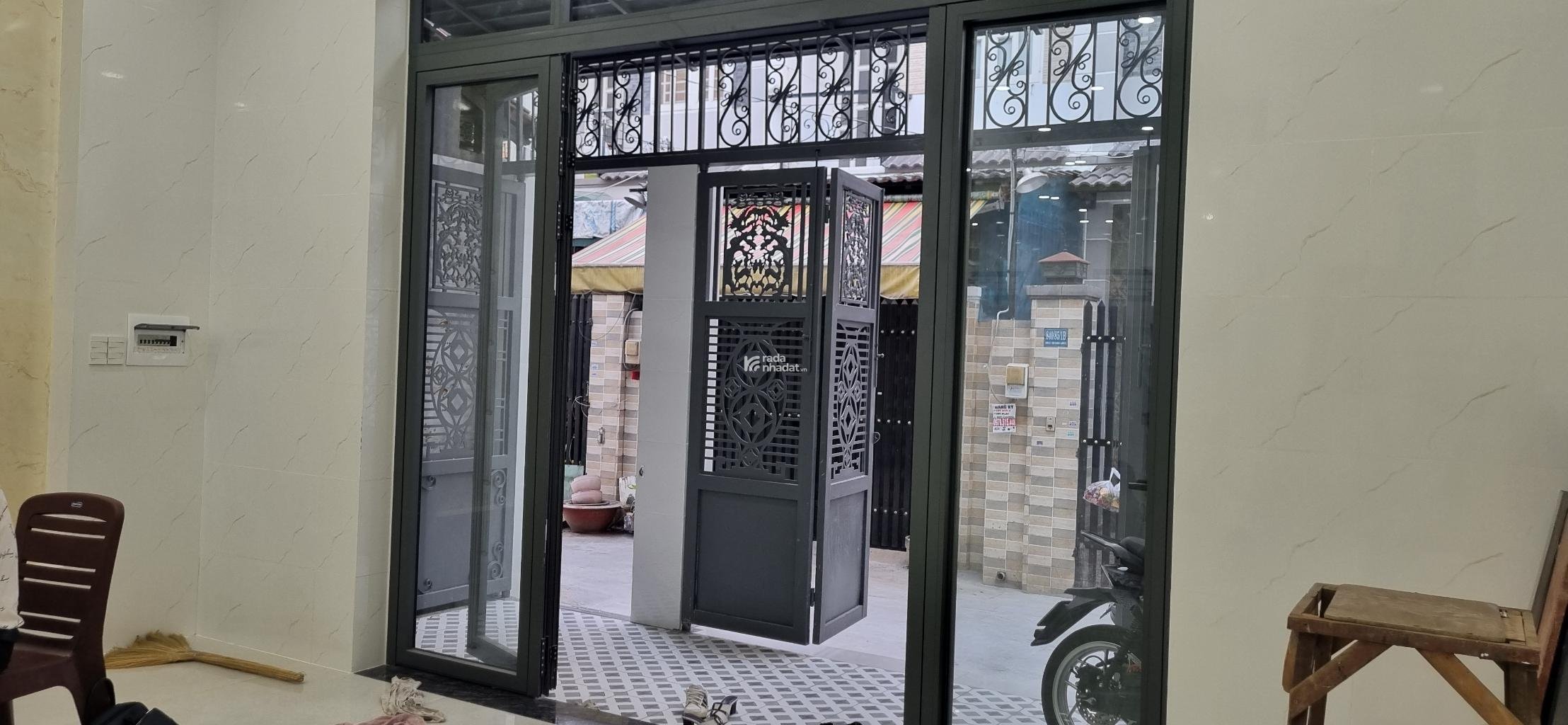 SIÊU PHẨM 4 LẦU - NGANG KHỦNG 6M X 15M - ĐƯỜNG HƯƠNG LỘ 2- 4PN - 5 WC 