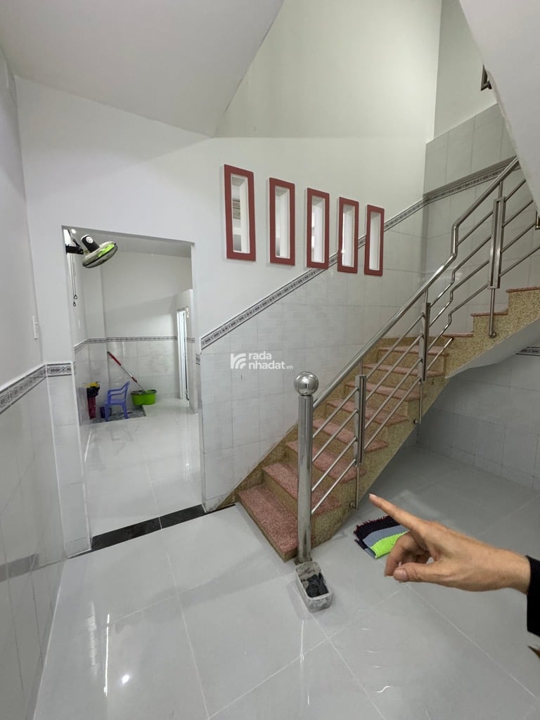 NHÀ ĐẸP 2 TẦNG 100M2(4X25)-LÊ TẤN BÊ-BẾN XE MIỀN TÂY-GIÁ 4.8 TỶ