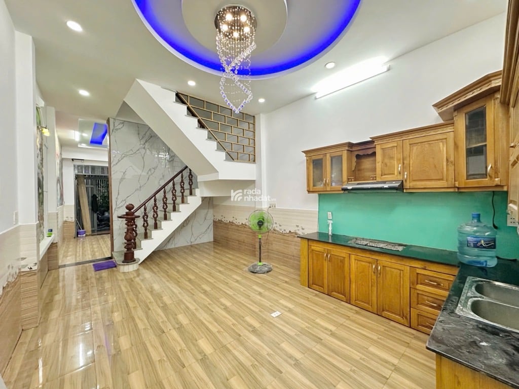 SIÊU PHẨM XE HƠI NGỦ NHÀ BHHB 4 TẦNG