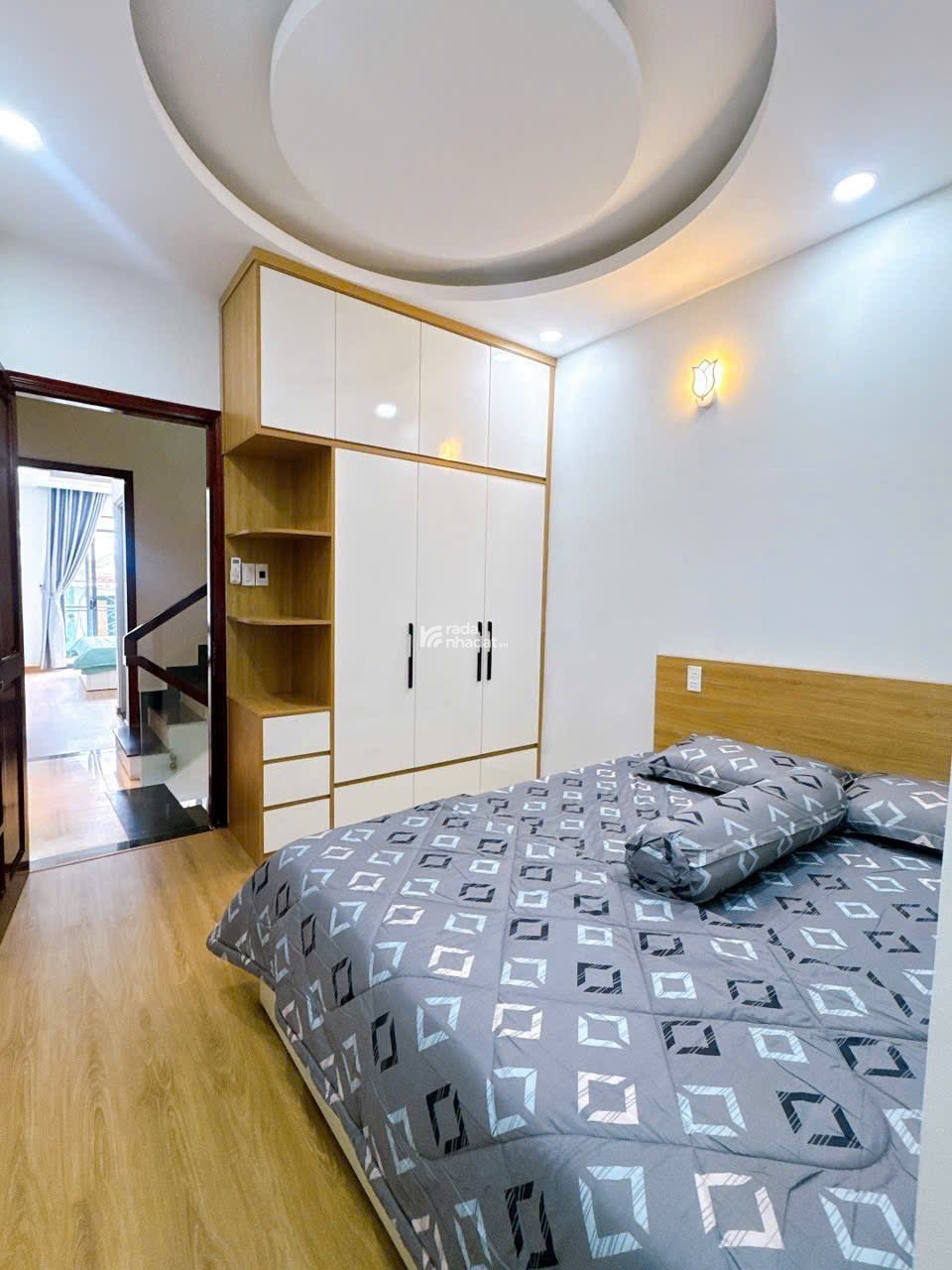 Bán nhà hẻm xe hơi Thích Quảng Đức 42m2 đúc 4 tầng BTCT 5PN nhỉnh 8 tỷ tl