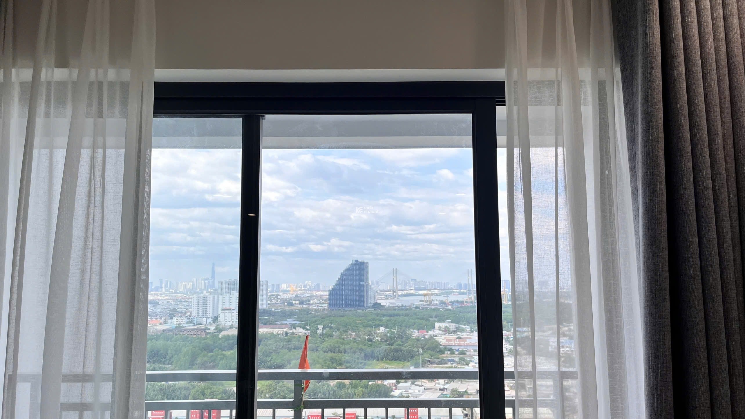 Căn góc 2PN2WC - 73m2 - Bán 4.395 tỷ - Đủ nội thất - Q7 Riverside