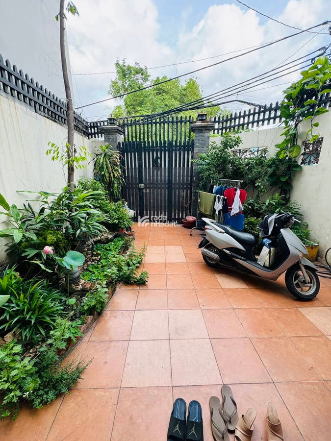 Nhà đẹp hẻm 1/ Trường Chinh, 100m (5x20), sân vườn mát mẻ, gần Coopmart – Giá chỉ 6.4 tỷ