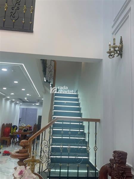 HẺM NHỰA 7m, 5 TẦNG FULL NỘI THẤT CÓ THANG MÁY SÁT K. HỒNG LONG 4X28; 12,9 TỶ.