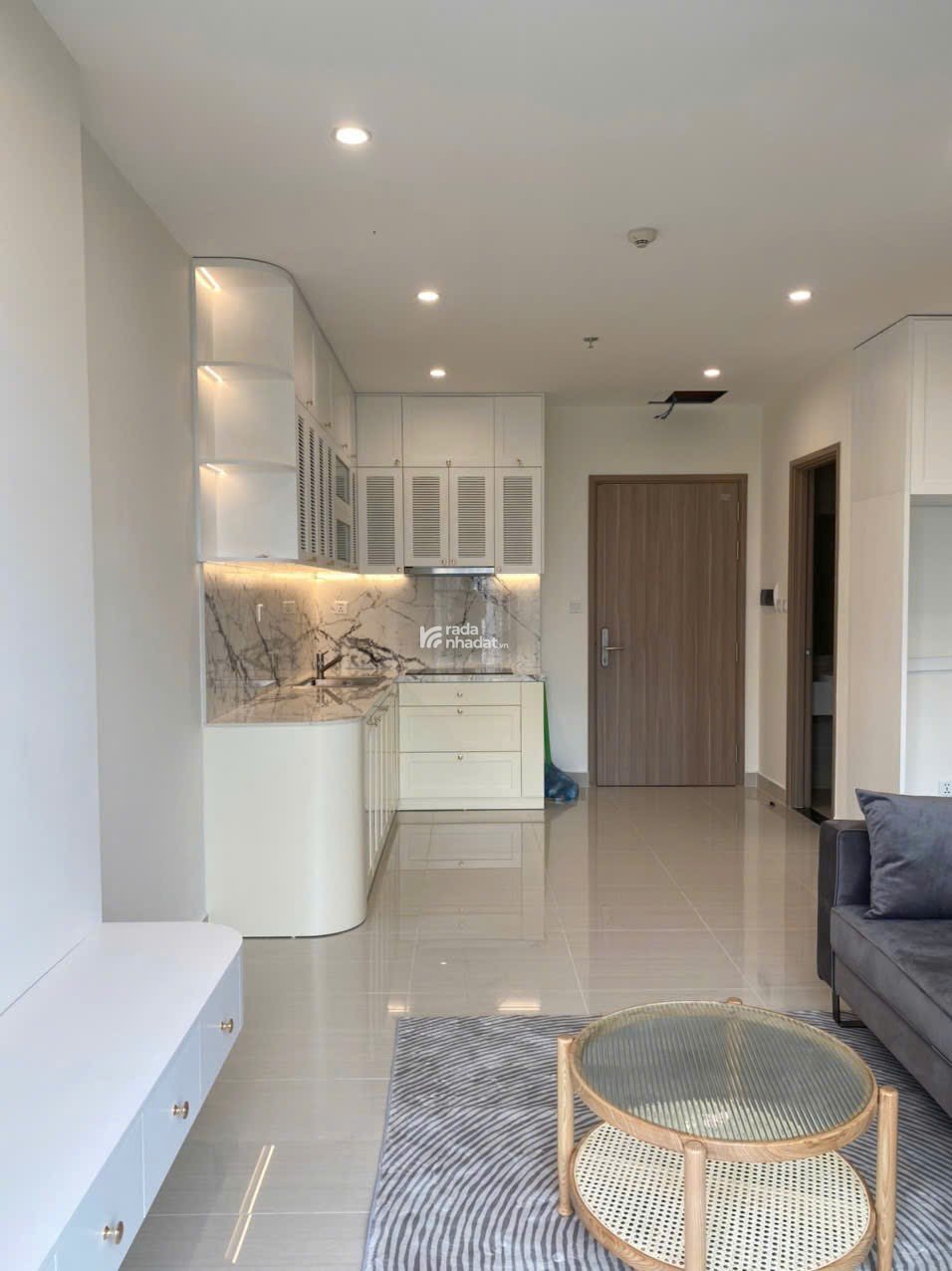 Bán căn hộ 1pn1 S403, Vinsmartcity, view thoáng đẹp nhất tòa, kèm nội thất trị giá 200triệu đ.. 