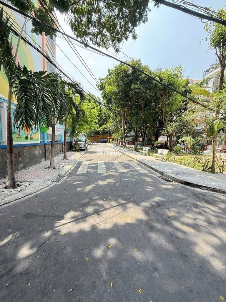 HẺM XE HƠI GÒ CẨM ĐỆM, TÂN BÌNH, 44M2 ĐẤT TRỐNG TIỆN XÂY. GIẢM 350TR CHỈ CÒN 7.8T TL 