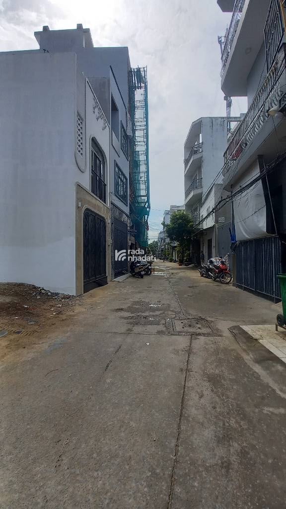 HẺM XE HƠI LÊ TRỌNG TẤN, TÂN PHÚ, CHUẨN 73M2 HIẾM CÓ. GIẢM 550TR CHỈ CÒN 6.5T TL TỐT