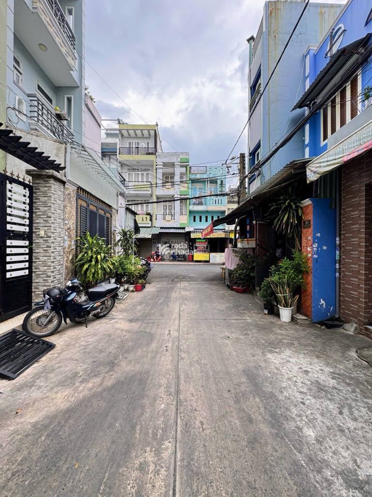  NHÀ ĐẸP TRƯỜNG CHINH, THÔNG BÀU CÁT, HẺM NHỰA 5M, Ô TÔ 7 CHỖ VÀO NHÀ