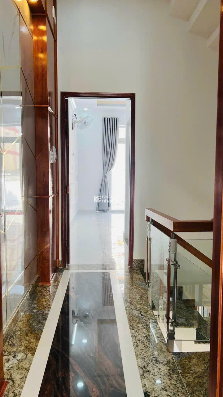 Bán nhà 2MT hẻm đường Thống Nhất P16 -(4mx15m) - 4 Lầu - Giá 8tỷ2 TL.