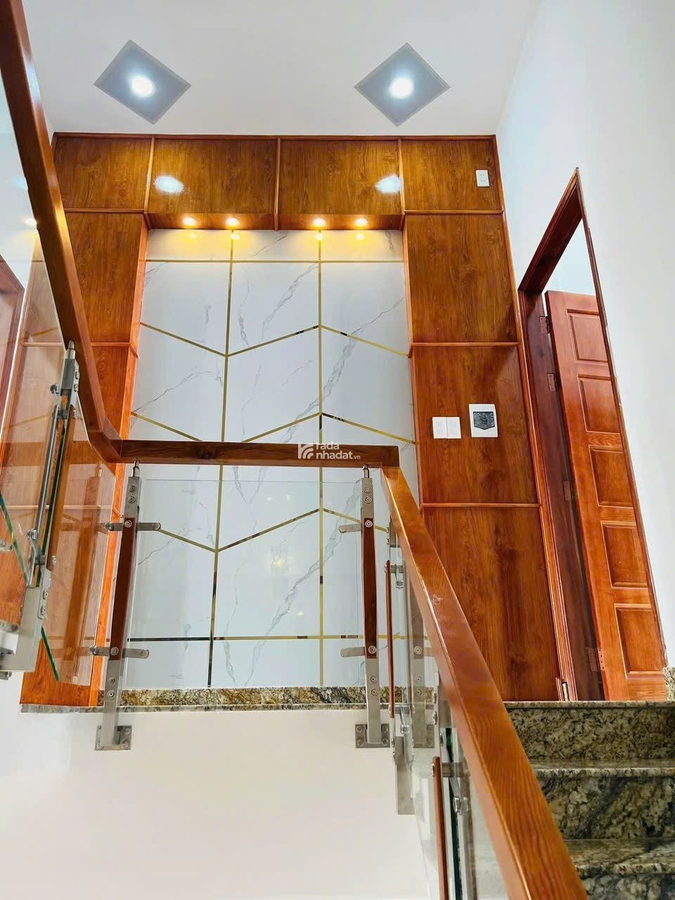 Bán nhà 2MT hẻm đường Thống Nhất P16 -(4mx15m) - 4 Lầu - Giá 8tỷ2 TL.