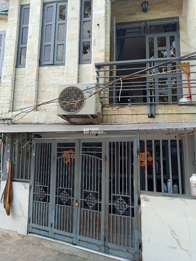 NHÀ HẺM PHẠM THẾ HIỂN, P.6, Q.8. 35M2, 3,5T