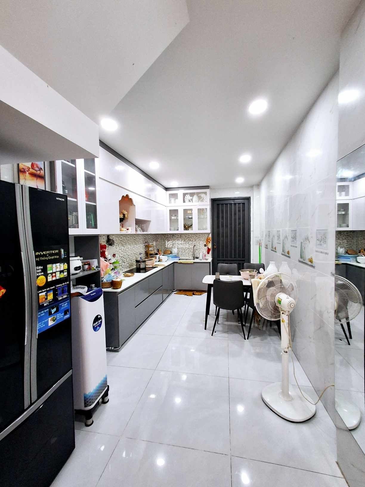 Bán nhà đẹp 5 PN 4 tầng HXH Sơn Kỳ, Tân Phú chỉ 6.5 tỷ