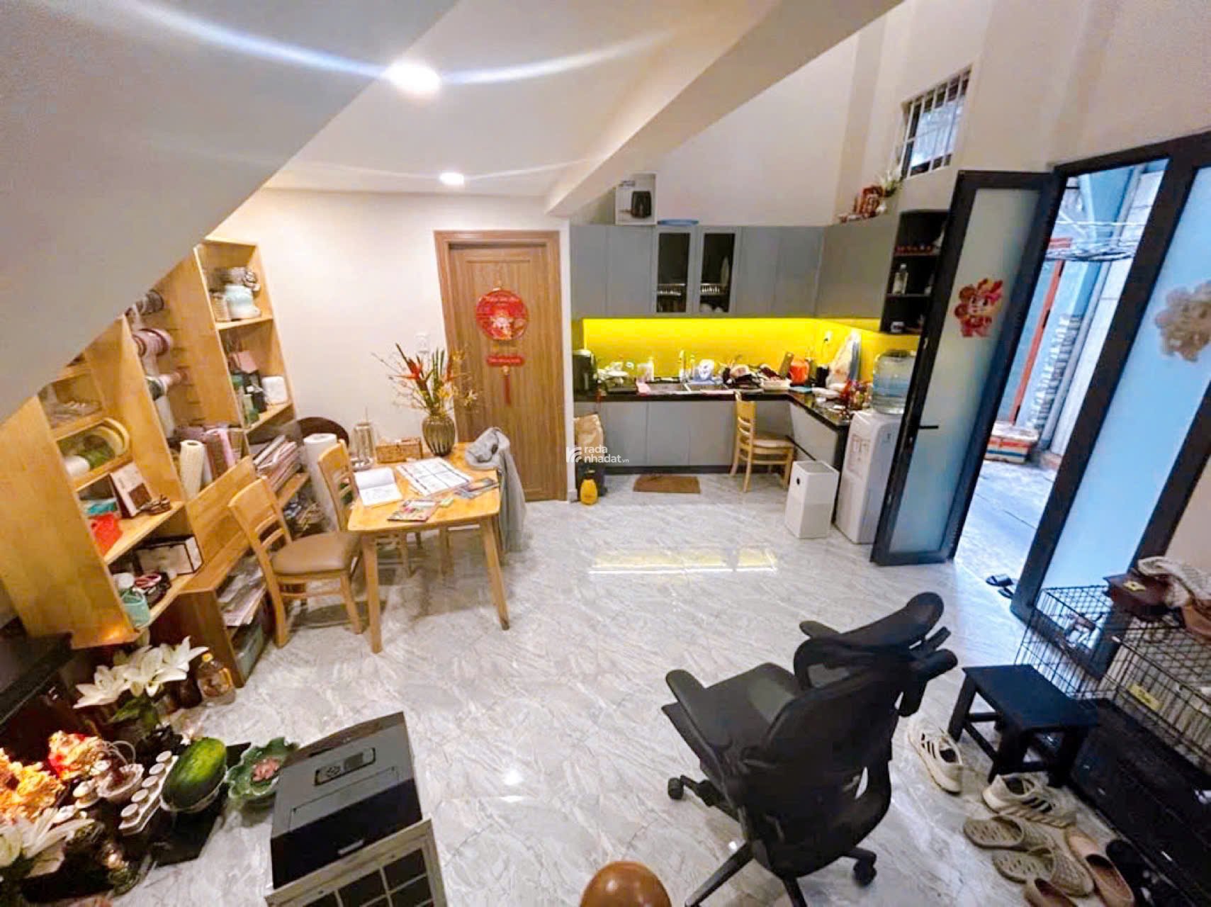 Nhà hẻm Nguyễn Thị Minh Khai , QUẬN 3 , 5 x 6 m , 4 Tầng , 5.5 tỷ