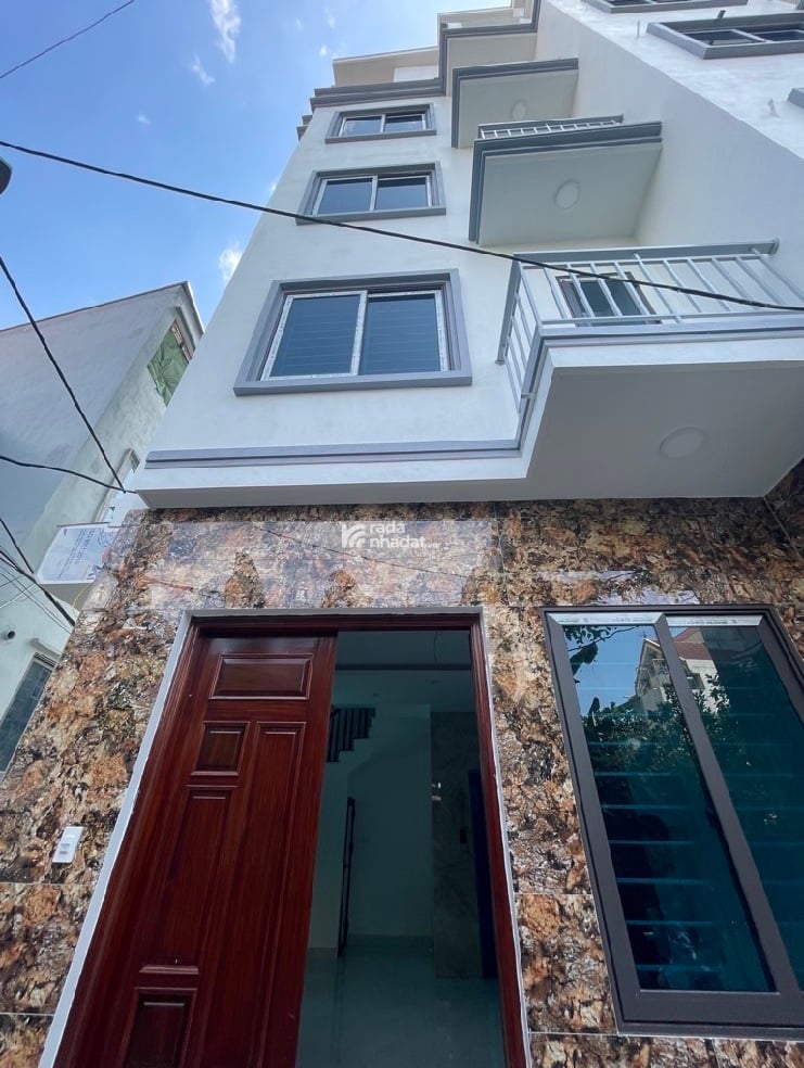 YÊN HÒA 5 TẦNG - NHÀ VUÔNG PHÂN LÔ - NỘI THẤT CHỌN LỌC - VỀ Ở NGAY - 40M2 - 9.1 TỶ