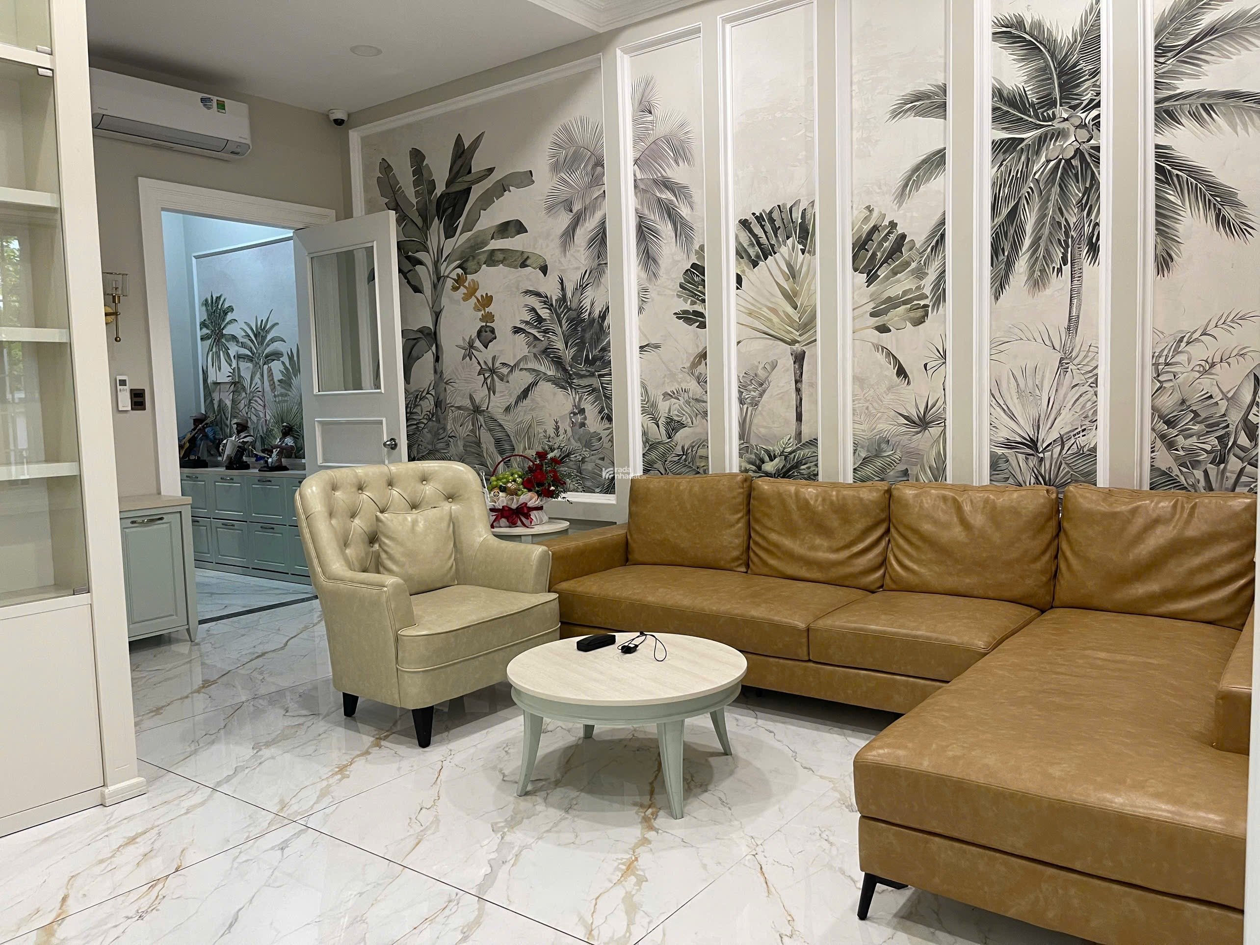 Cho thuê Biệt thự cityland giá 50tr full nội thất, có thang máy từ trệt, mới hoàn thiện 100% 