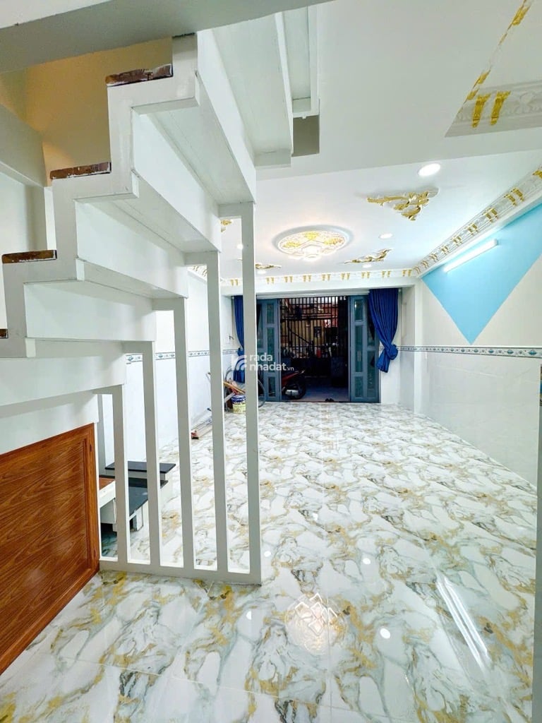 SIÊU PHẨM - 3.X TỶ - 4X8 - NGÃ TƯ BỐN XÃ - SỔ VUÔNG - HẺM 4M - NHÀ MỚI Ở NGAY