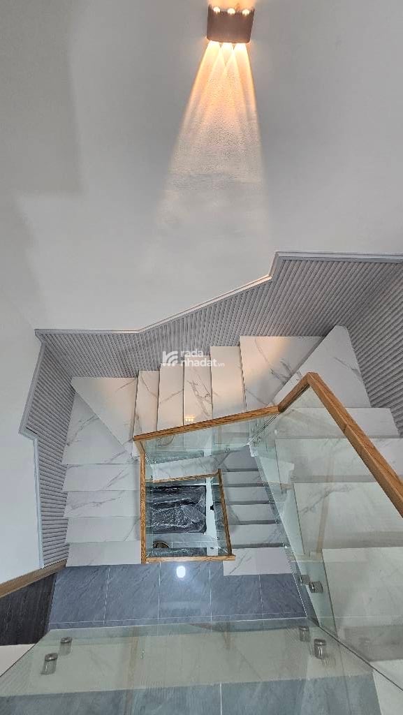 CHỈ 12.59 TỶ – NHÀ 4 TẦNG – HẺM XE HƠI – NGUYỄN THỊ THẬP – TRUNG TÂM [QUẬN 7]