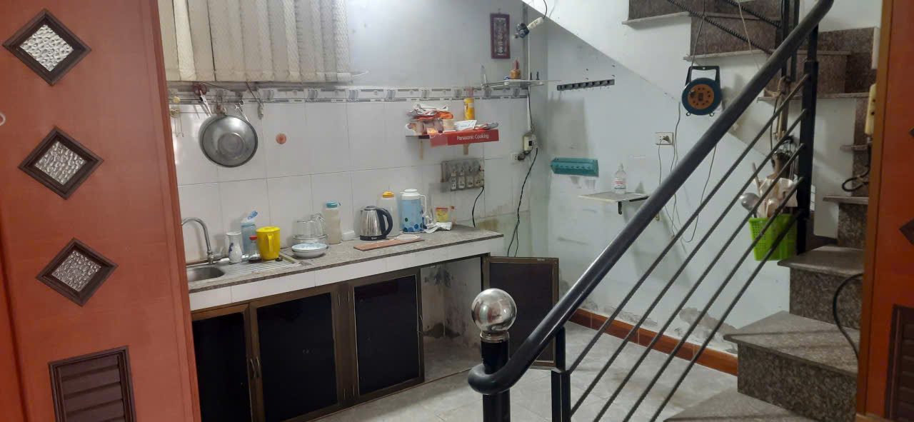 Cho thuê nguyên căn Nhà trong hẽm đường Lã Xuân Oai phường Tăng Nhơn Phú