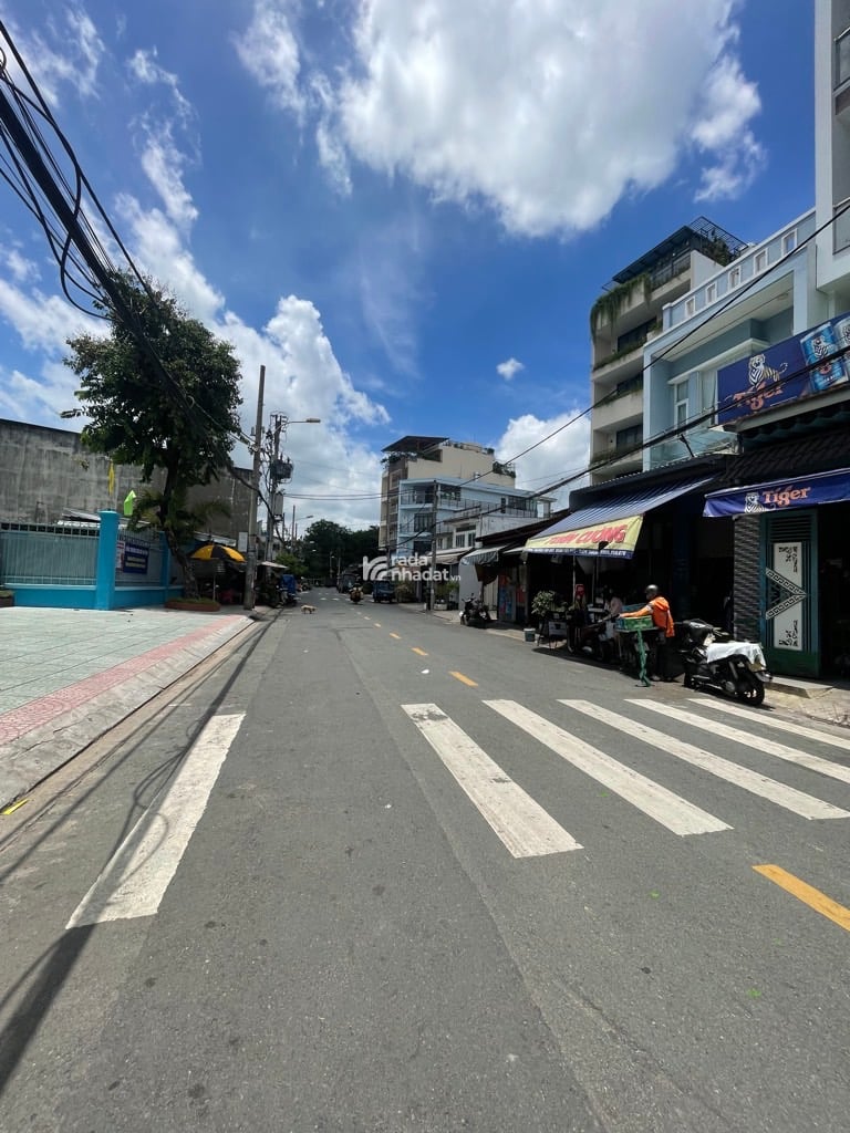 NGAY AEON MALL, HXH BÌNH LONG, TÂN PHÚ, 60M2 NGANG HIẾM CÓ. GIẢM 550TR CHỈ 6T TL TỐT