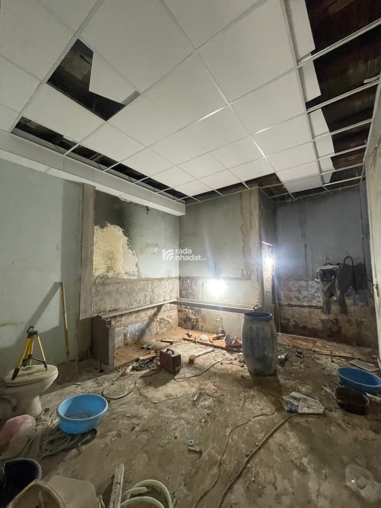 NGAY AEON MALL, HXH BÌNH LONG, TÂN PHÚ, 60M2 NGANG HIẾM CÓ. GIẢM 550TR CHỈ 6T TL TỐT