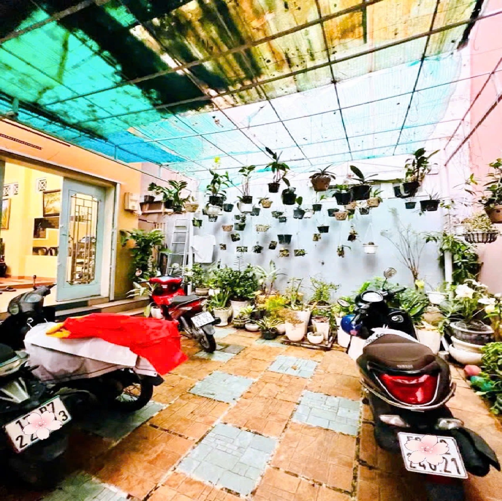 Bán nhà hẻm Xe Hơi Tô Hiến Thành, QUẬN 10, Diện tích 4.4 x 21 m, Giá 18 tỷ