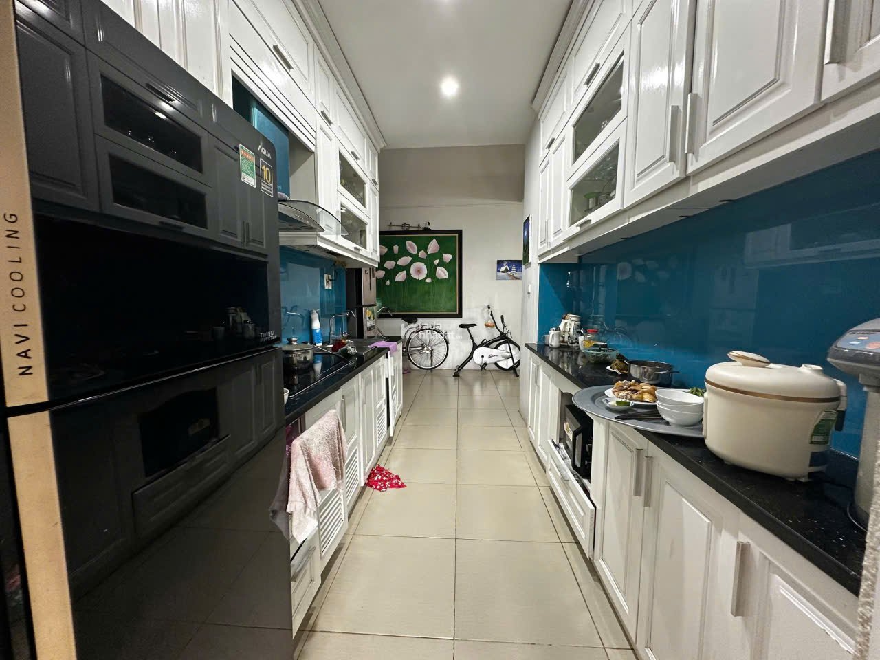 Căn góc đẹp, khu vực hiếm bán, đủ đồ ở luôn, full tiện ích