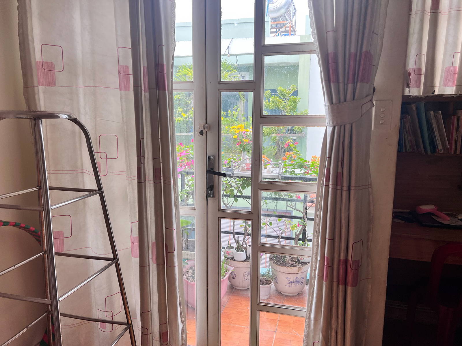 HXH 6m thông đường Gò Dầu, 48m2, 4x12m, 3 tầng, 4PN, nhà đẹp ở ngay, HIẾM