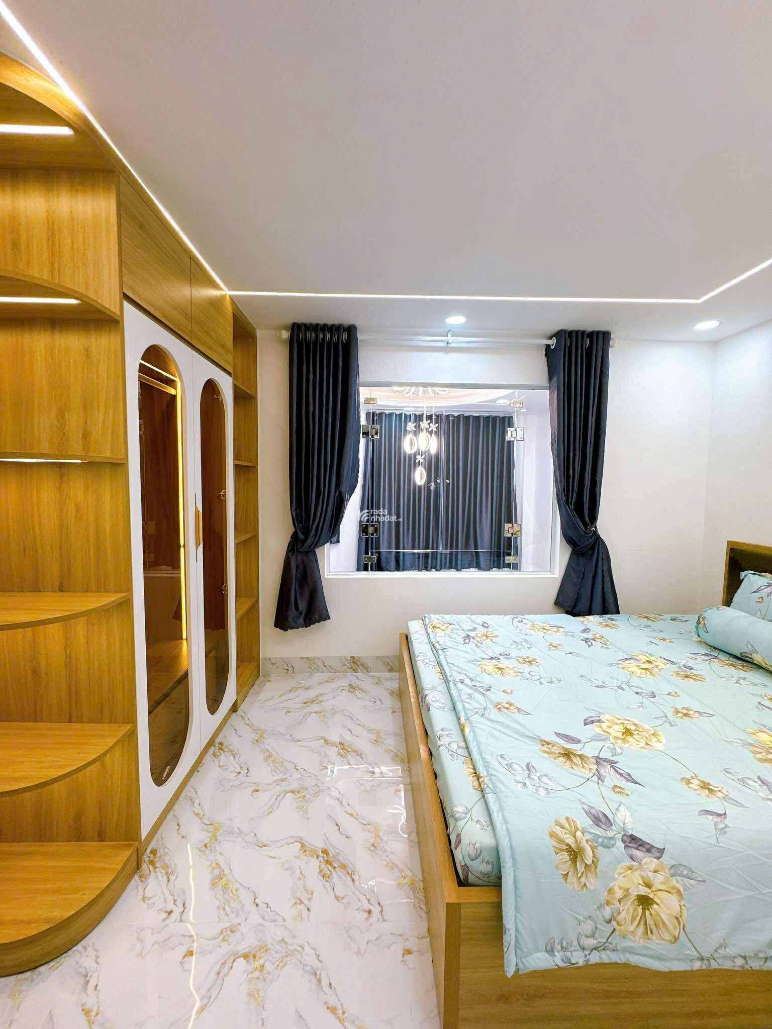 NHÀ ĐẸP 5 TẦNG FULL NỘI THẤT - TRƯỚC NHÀ 10m OTO QUAY ĐẦU - CÁCH 20M RA MẶT TIỀN