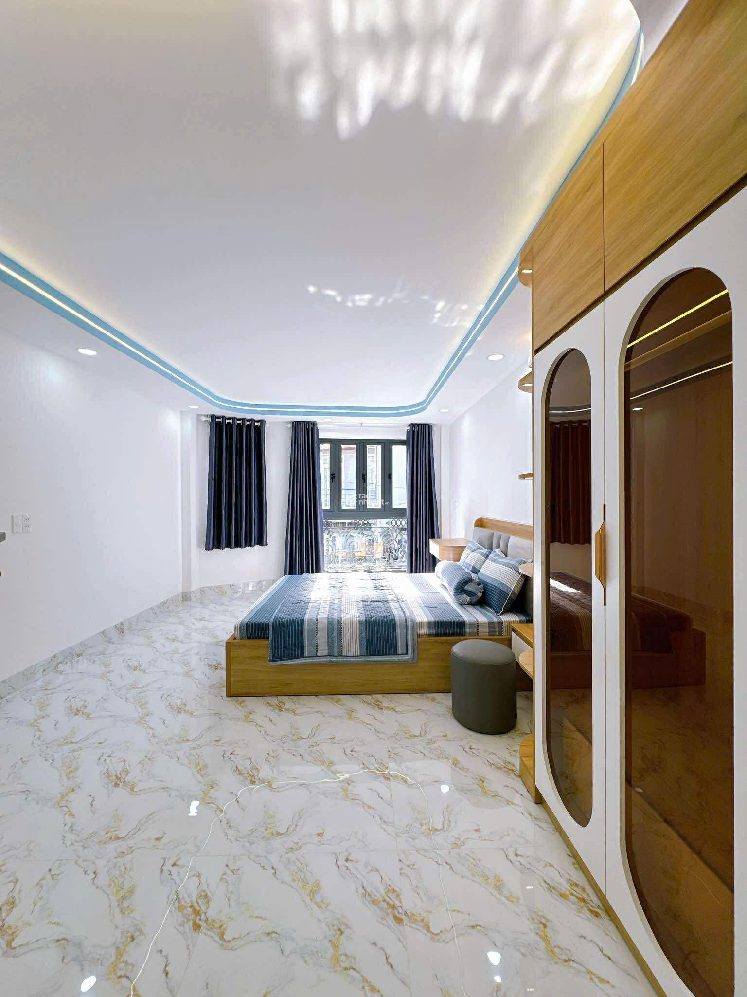 NHÀ ĐẸP 5 TẦNG FULL NỘI THẤT - TRƯỚC NHÀ 10m OTO QUAY ĐẦU - CÁCH 20M RA MẶT TIỀN