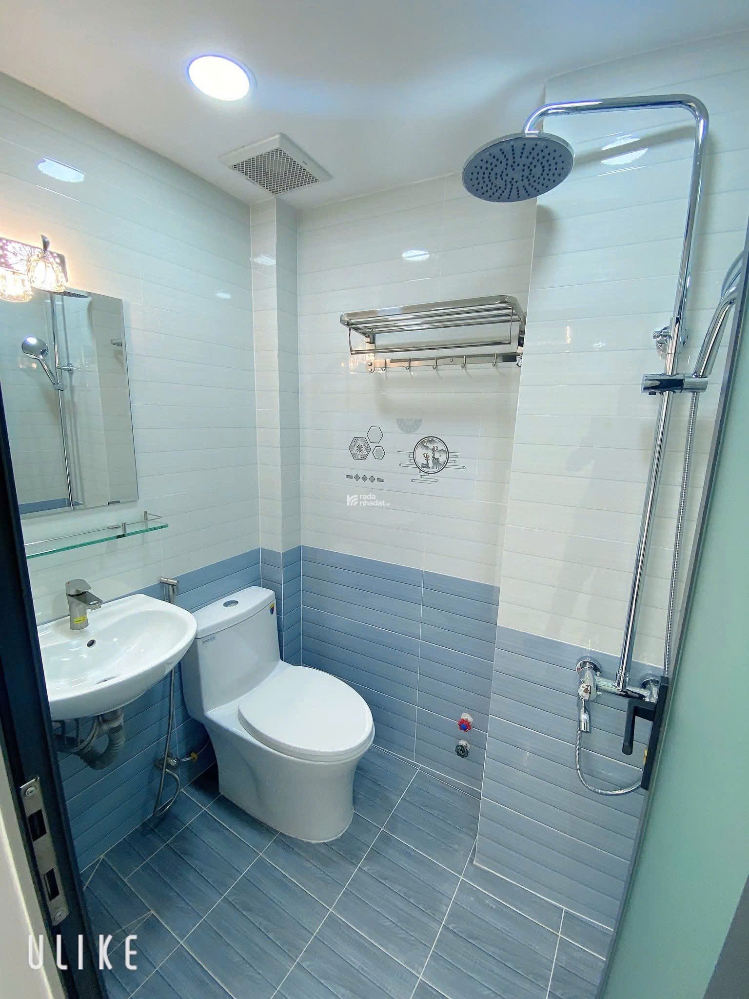 NHÀ ĐẸP 5 TẦNG FULL NỘI THẤT - TRƯỚC NHÀ 10m OTO QUAY ĐẦU - CÁCH 20M RA MẶT TIỀN
