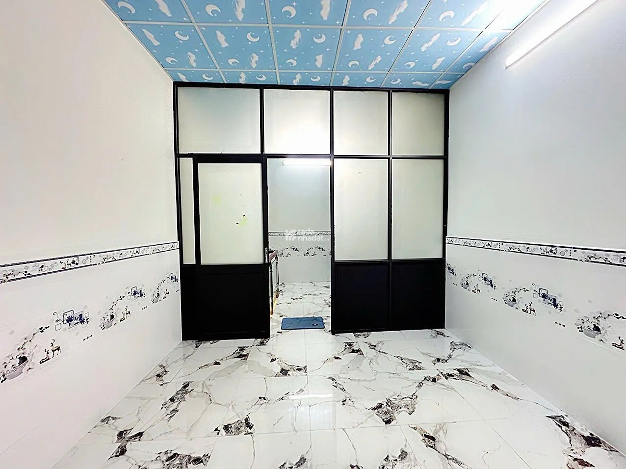 BÁN NHÀ ĐẸP VÀO Ở NGAY ,TRUNG TÂM Q10 - GIÁ 4.6 TỶ