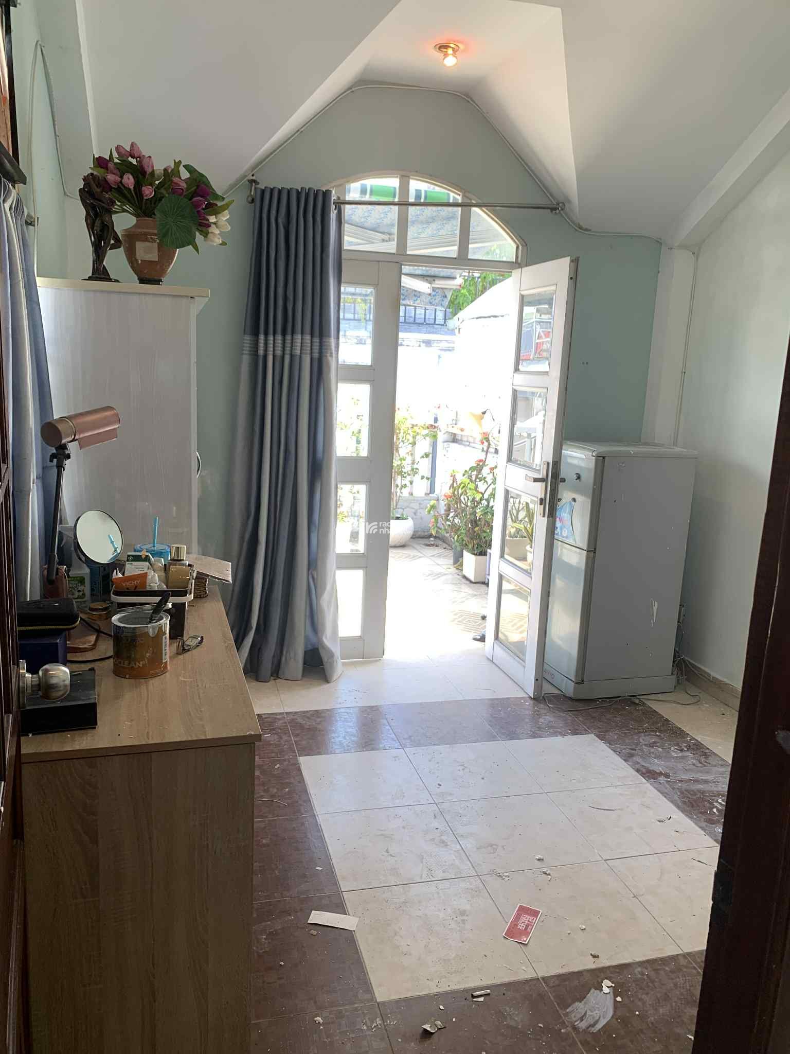 Bán nhà hẻm xe 7 chỗ ở 102 Hồ Biểu Chánh, Phú Nhuận