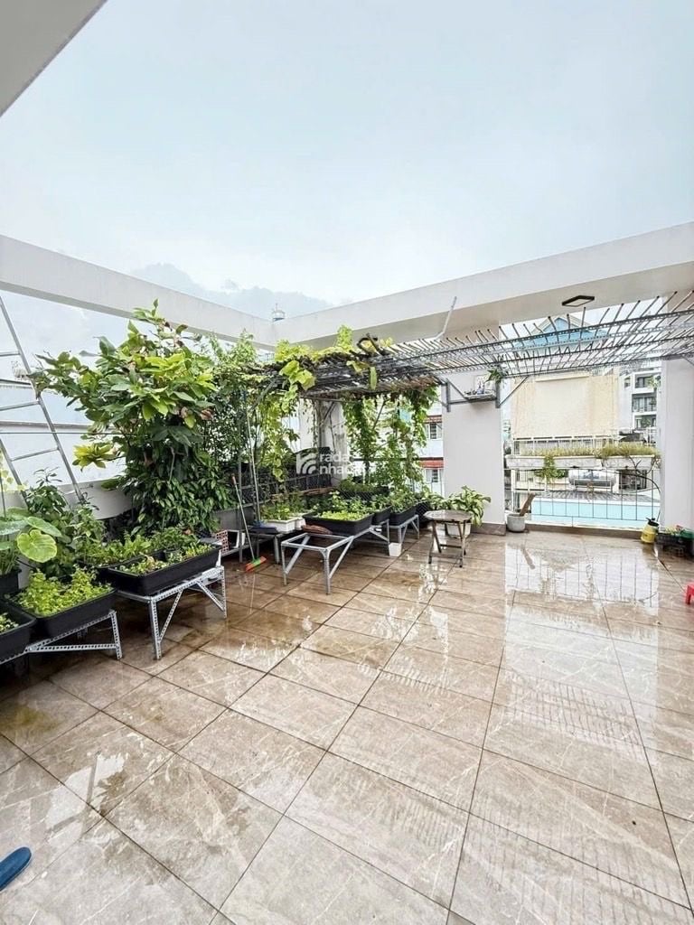  50m2 - 4 Tầng đúc - nhà xây mới - 5 PN - Tặng fulll nội thất - View Landmark,