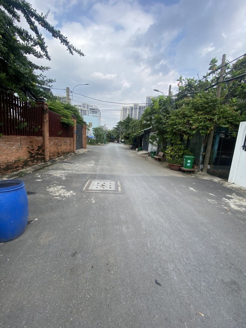 Bán Đất - 105m2(5x21m) - Đất Trống Đẹp Kế Nguyễn Xiển Q9. Giá 5.8 Tỷ
