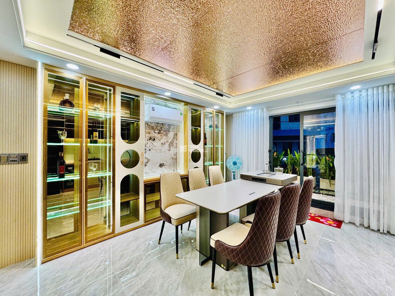 Nhà đẹp 6 lầu có T.Máy ngang 4.2m HXH Nguyễn Oanh 72m2 tặng NT gần ĐHCN chỉ 13.9 tỷ.  