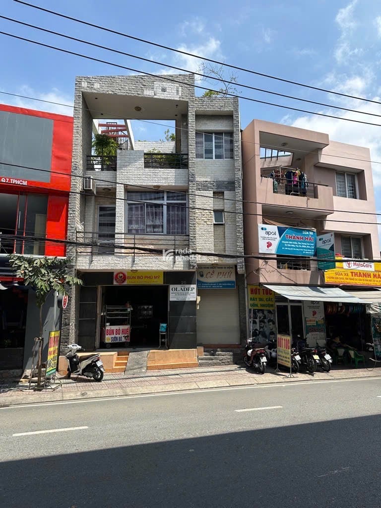 Bán nhà Mặt tiền nở hậu đường 40m ngang 7.5m dài 13m nở 9m nhà 3 tầng chỉ 9 tỷ nhỉnh