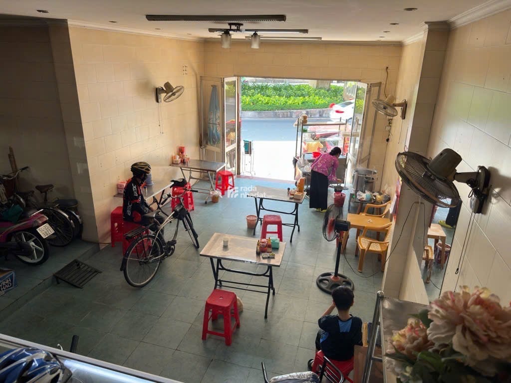 Bán nhà Mặt tiền nở hậu đường 40m ngang 7.5m dài 13m nở 9m nhà 3 tầng chỉ 9 tỷ nhỉnh