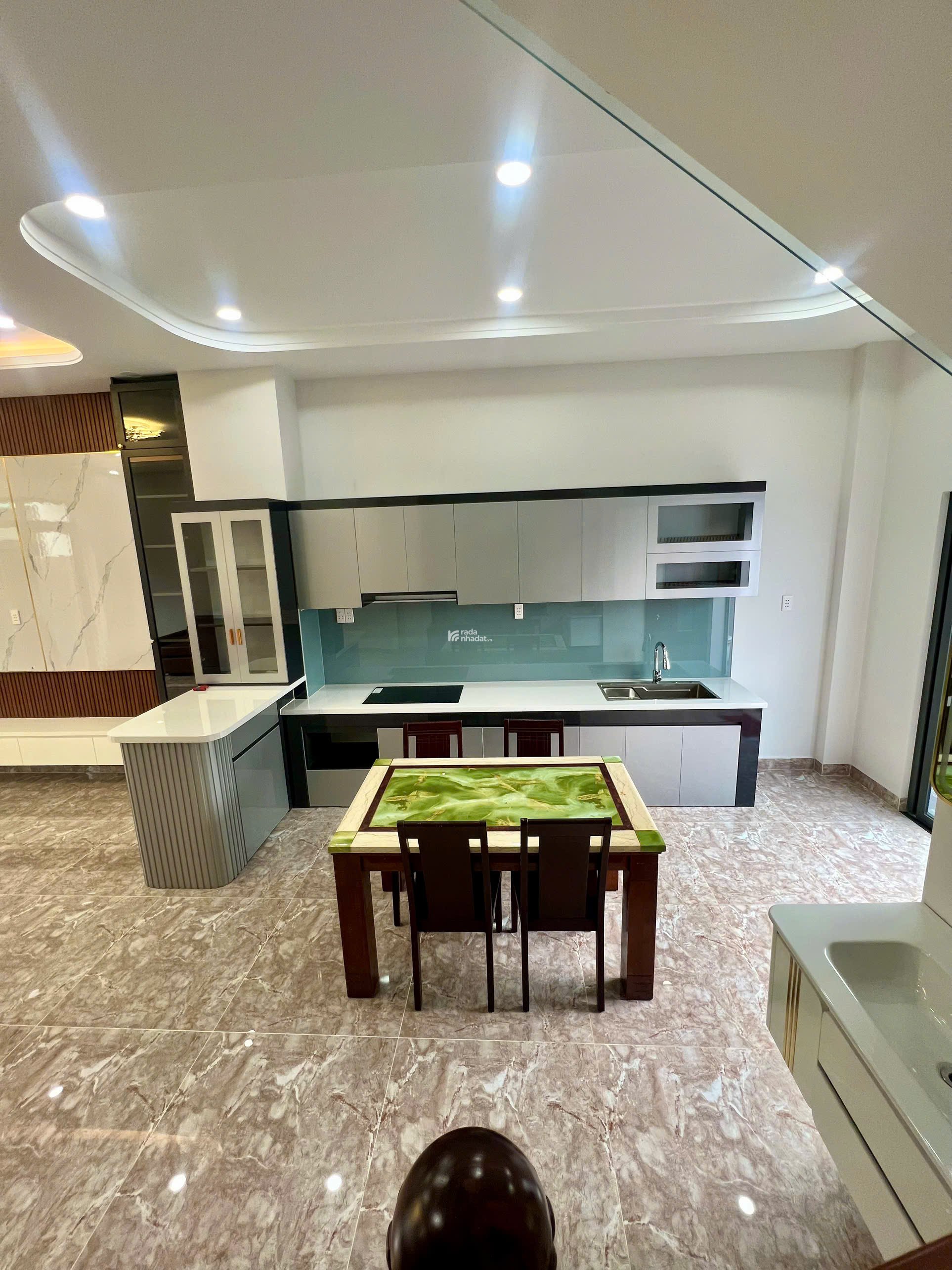 Nhà 3 Tầng Đẹp Mới Hẻm Lã Xuân Oai Gần Chợ Tăng Nhơn Phú A, Quận Sổ Sạch, Ô Tô Vào Nhà, gần Khu CNC