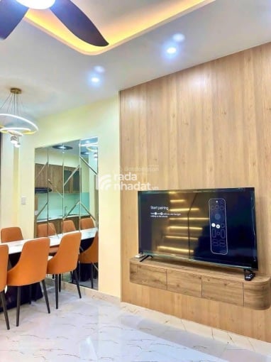 KẸT TIỀN!! Cần bán gấp nhà, đường Nguyễn Thị Minh Khai, phường Dakao, Quận 1, sổ riêng, 40m2