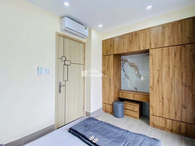 KẸT TIỀN!! Cần bán gấp nhà, đường Nguyễn Thị Minh Khai, phường Dakao, Quận 1, sổ riêng, 40m2