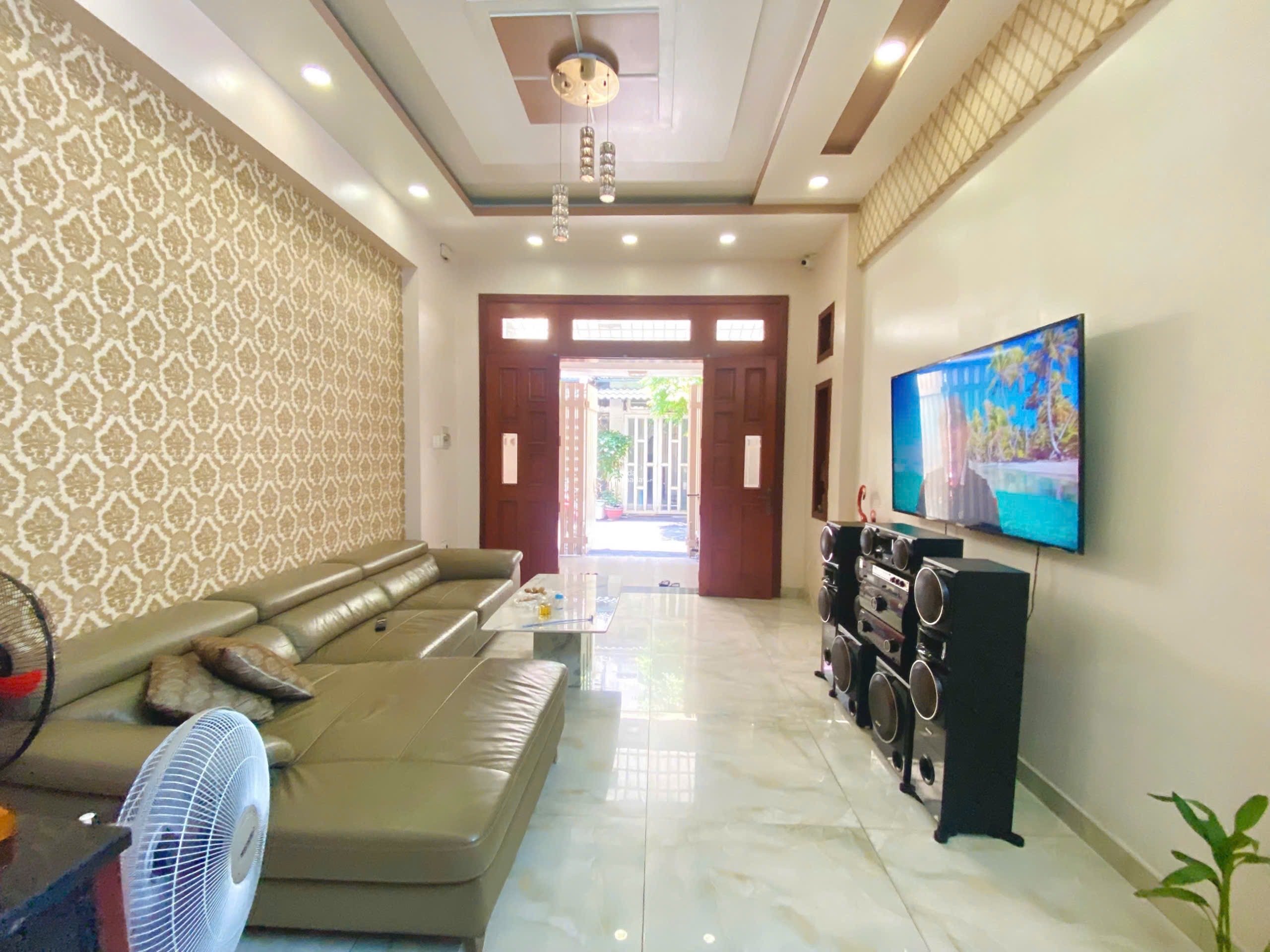 NHÀ 4 TẦNG QUANG TRUNG GÒ VẤP – HẺM 5M XE HƠI – 4PN 5WC – FULL TIỆN ÍCH – NHÀ ĐẸP Ở NGAY – 7.86 TỶ