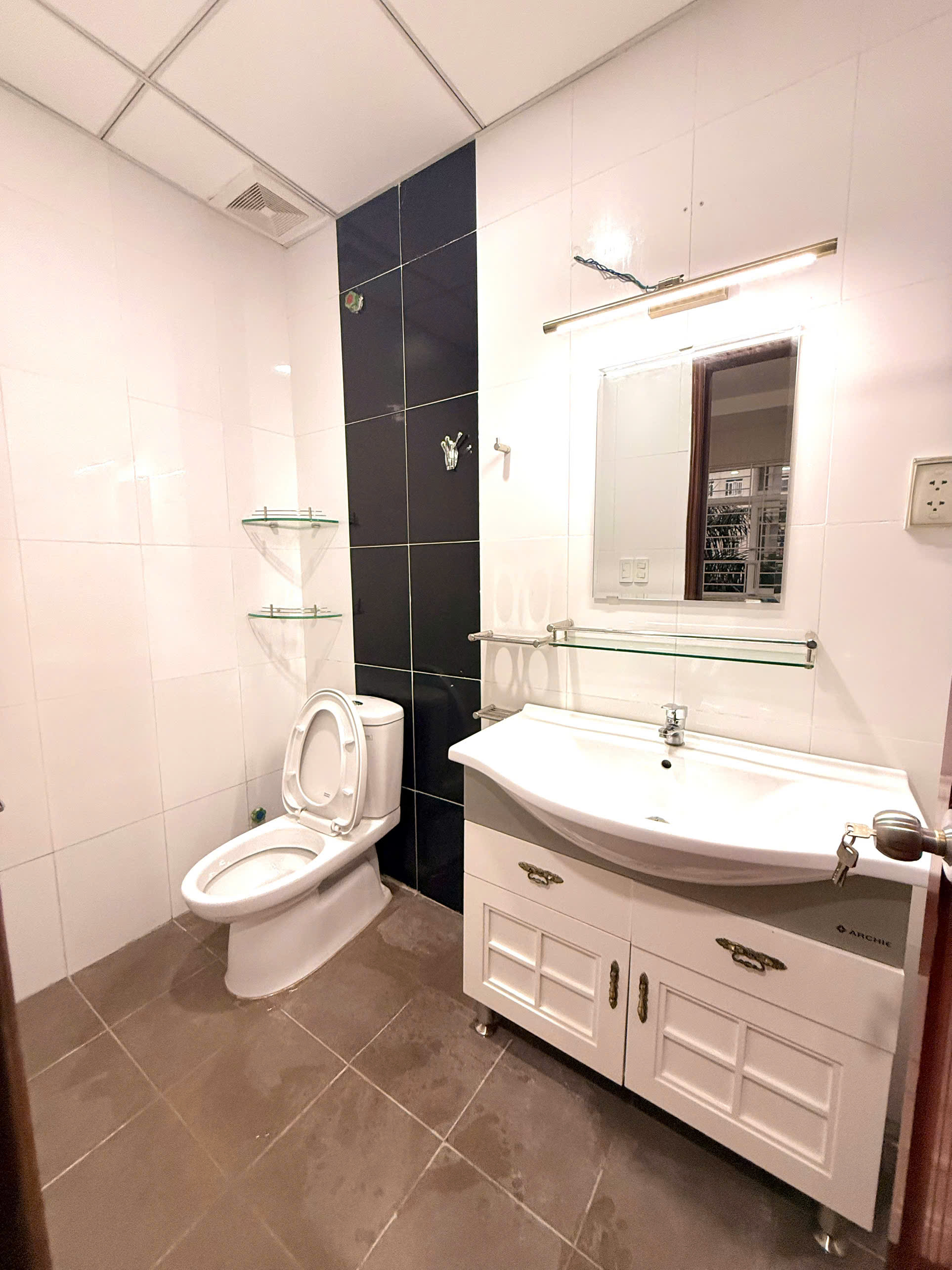 Chính Chủ Bán Gấp Căn Góc Thiên Nam Apartment - Quận 10 - 99m2, 3PN - Sổ Hồng Riêng - Chỉ 7.3 Tỷ