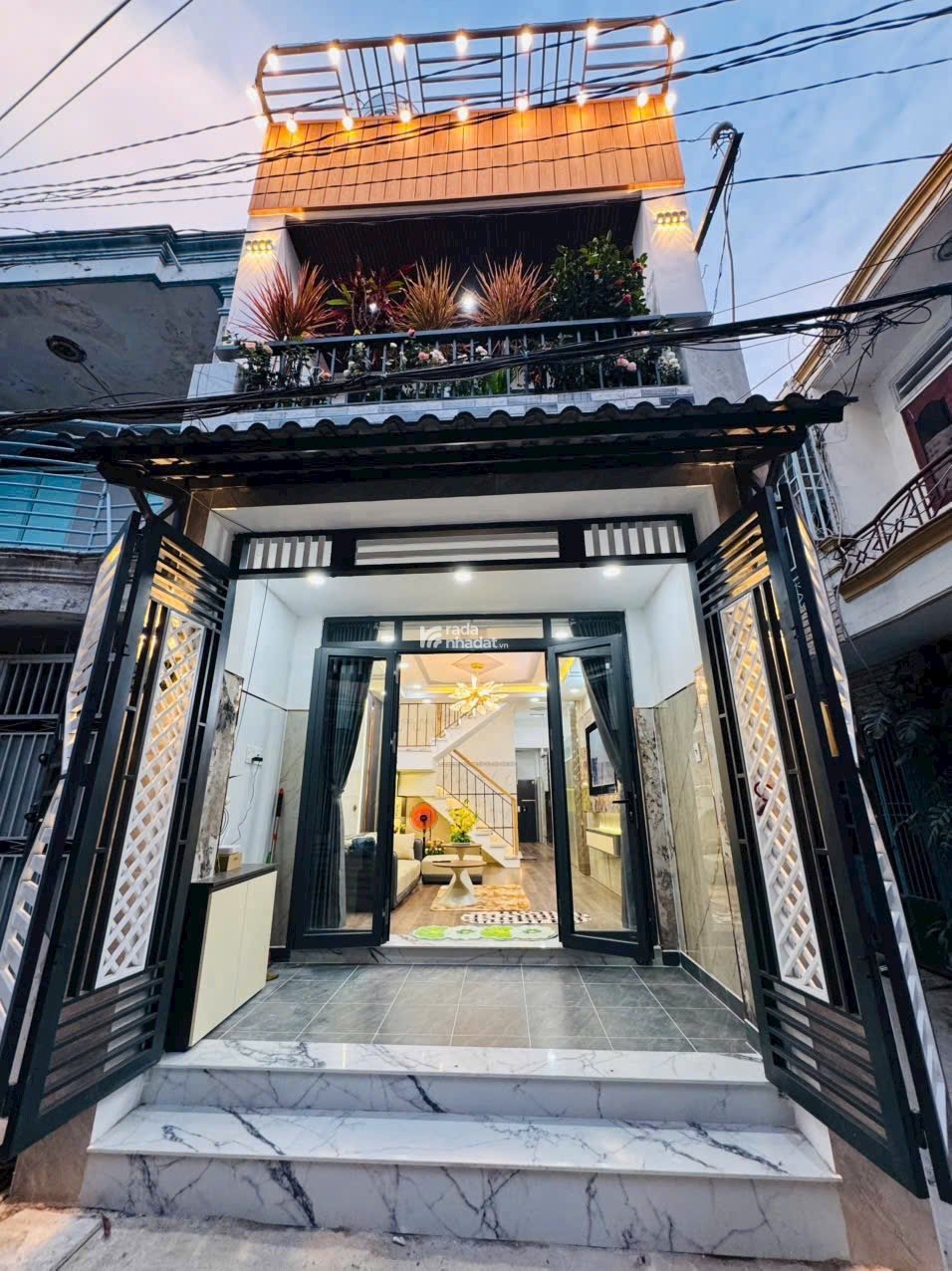 Bán nhà diện tích 45,5m2 giá 5tỷ3 đường Lê Quang Định phường 11 quận Bình Thạnh