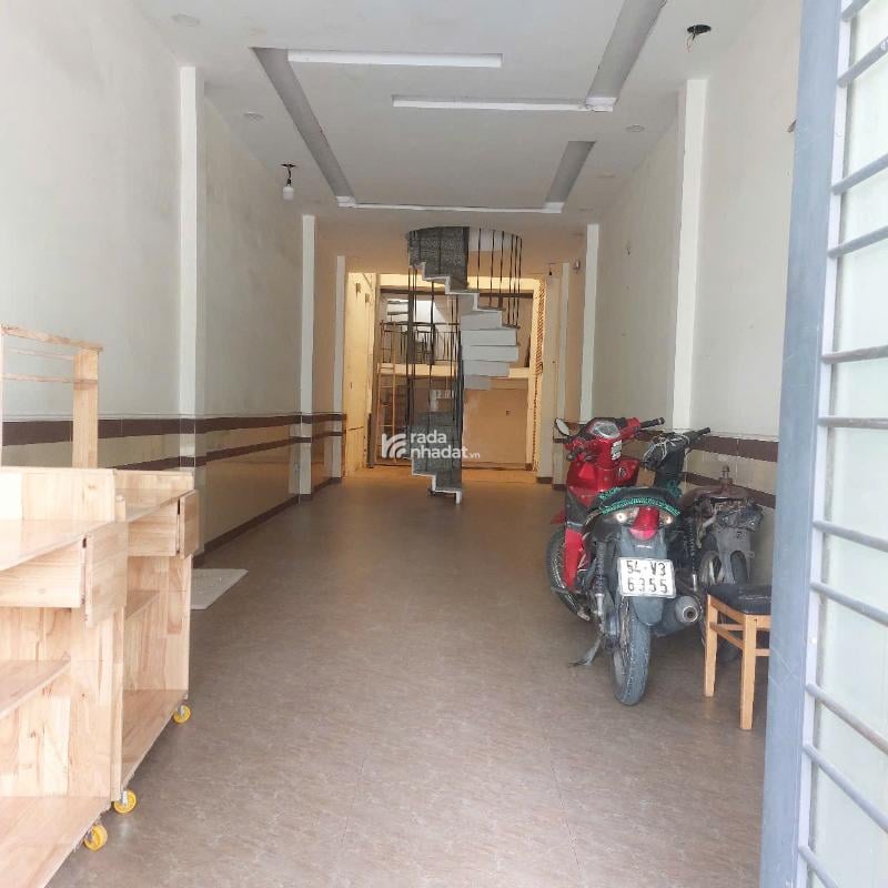 MTKD ĐƯỜNG 30M ( SỐ NHÀ MÃI LỘC PHÁT ) - 70M2 X 3 TẦNG - VUÔNG - H.CÔNG - CHO THUÊ BÈO 20TR/TH