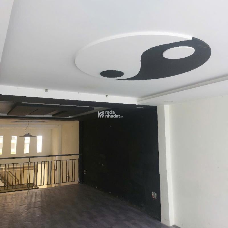 MTKD ĐƯỜNG 30M ( SỐ NHÀ MÃI LỘC PHÁT ) - 70M2 X 3 TẦNG - VUÔNG - H.CÔNG - CHO THUÊ BÈO 20TR/TH