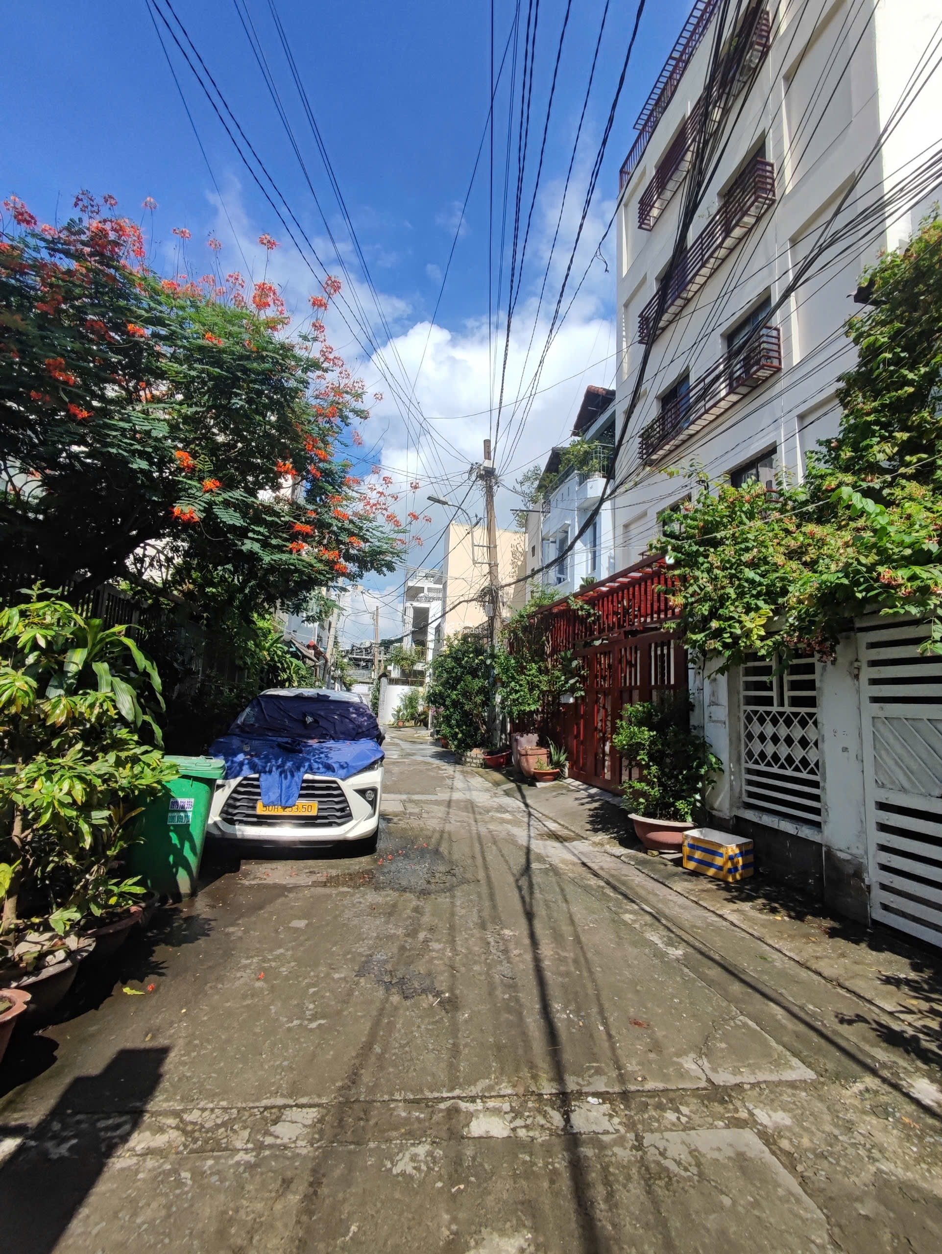 BÁN NHÀ NGAY CÔNG VIÊN TẦM VU, Bình Thạnh - Hẻm to 4x18m 72m2 Vuông vức - Giá 11 Tỷ thương lượng